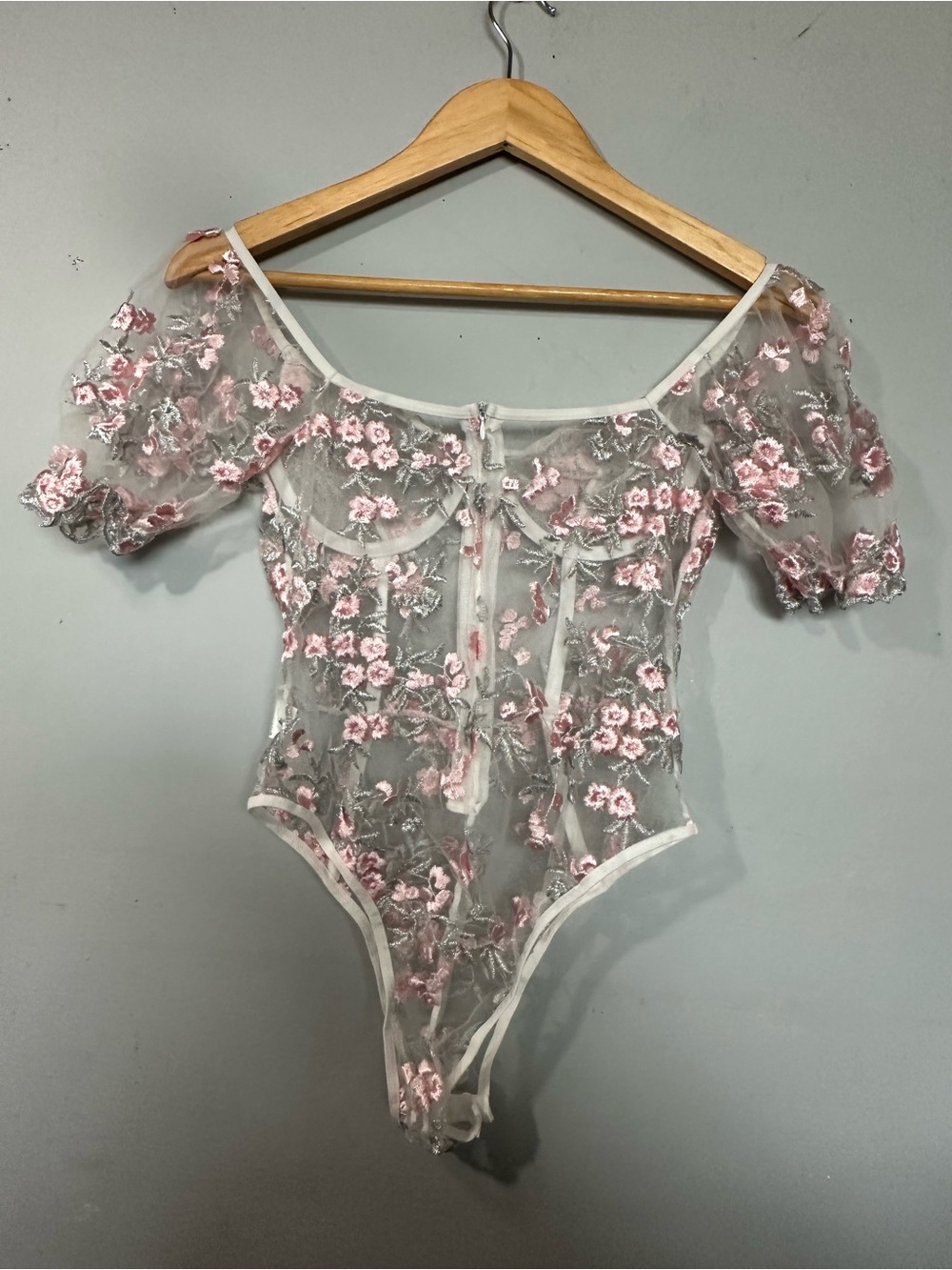 🌻5/$30🌻 NO TAG Sheer Floral Embroidered Corset Bodysuit - Picture 5 of 6
